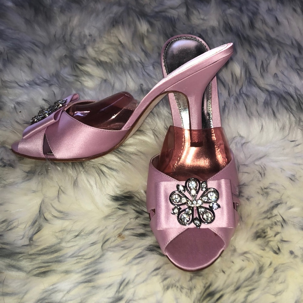 Nina Ricci 2 inch slide